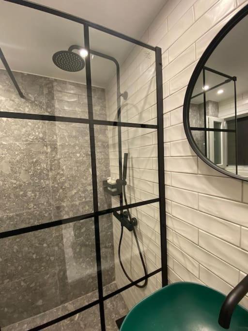 Piraeus Cozy Appartment Rental Εξωτερικό φωτογραφία